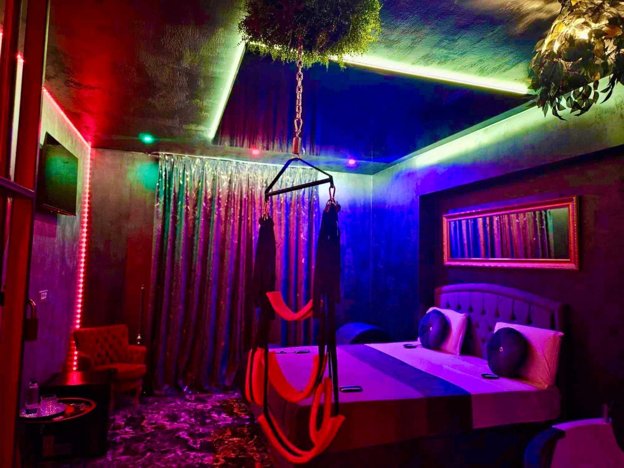 Love Room Bukarest Eksteriør billede